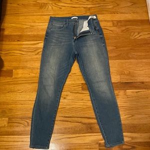 Good American good waist skinny jeans size 30 / 10